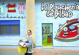 Vistoso. Tamara del Cura abrió a finales del año pasado una planchería en Miribilla.