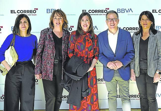 Batirtze Gaztelu, Montse Mateo, Rakel Reyes, José Pérez y Amaia Ruiz. 