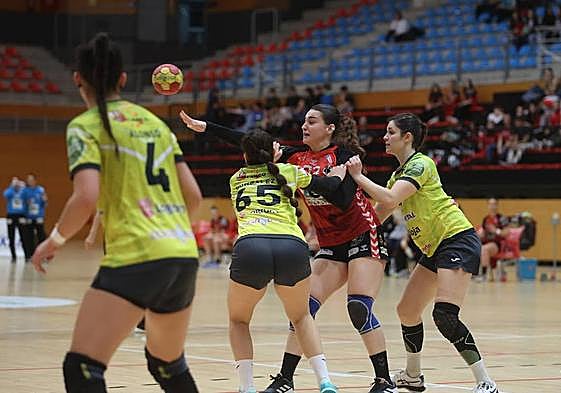 El ZEV Zuazo afronta hoy su primer 'match ball' por la salvación