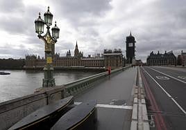 El importante aviso de la DGT para los conductores españoles en Reino Unido