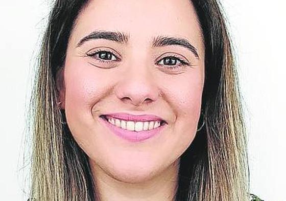 María Esclapez.
