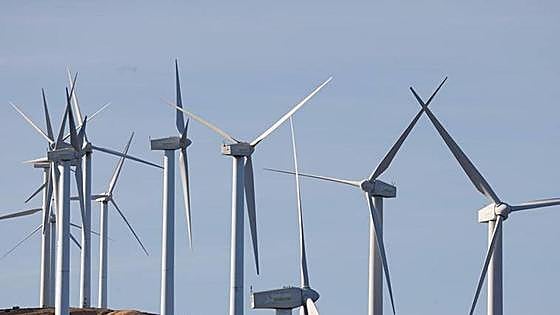 Invitan a los vecinos del Alto Ampurdán a financiar molinos como inversión