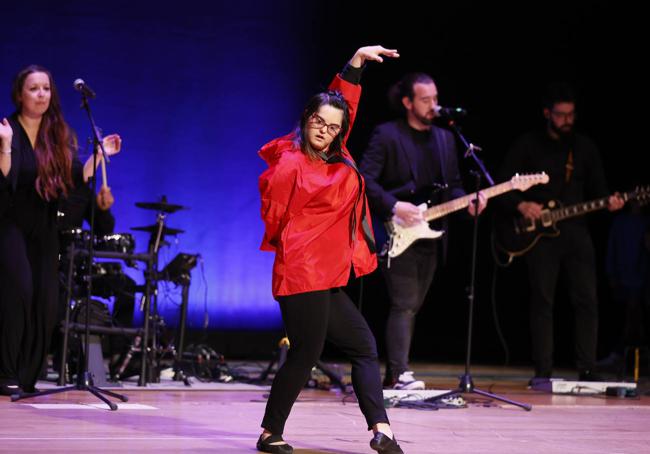 Leire lo dio todo en el escenario, demostrando que es una auténtica artista.