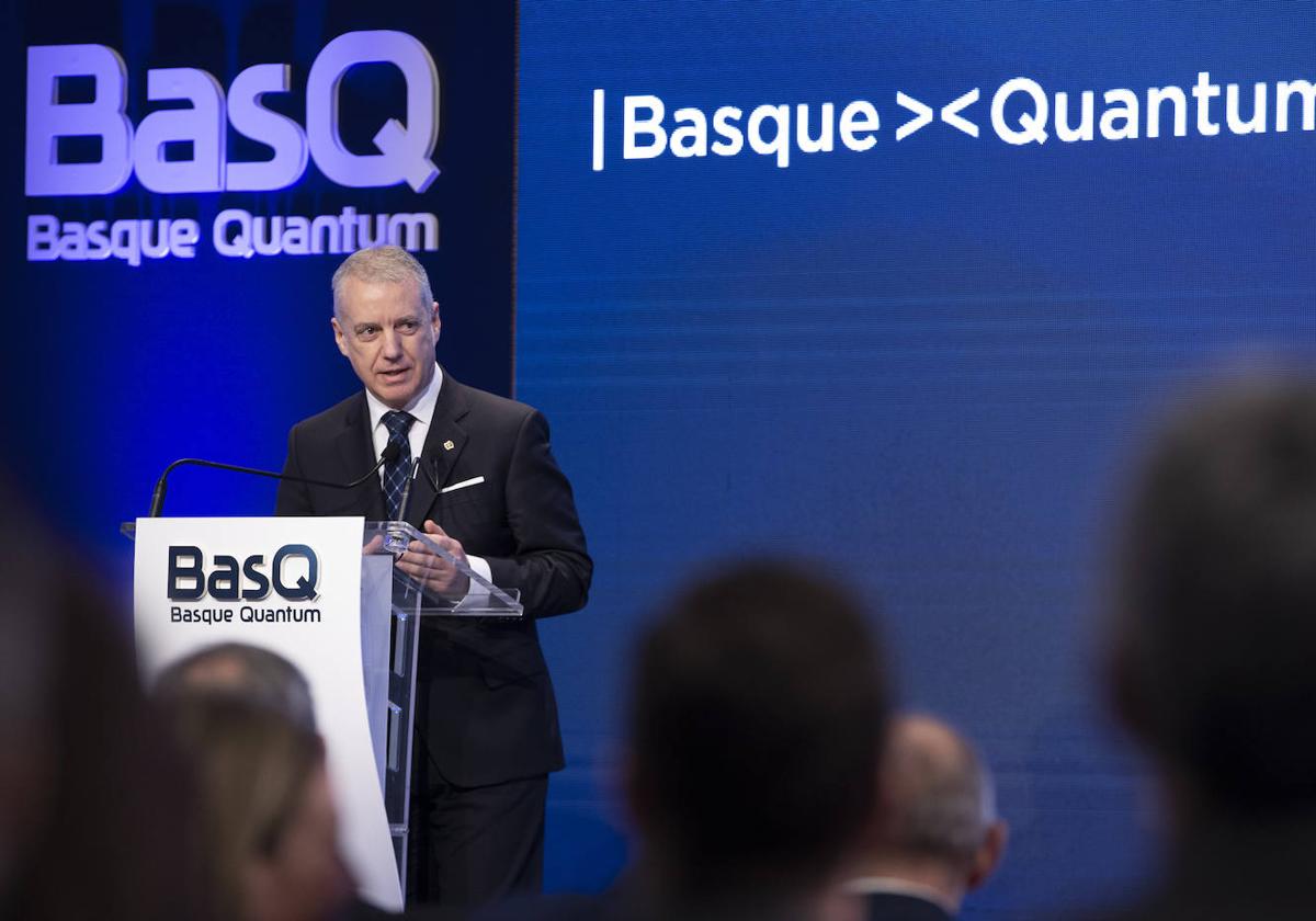 El lehendakari, Iñigo Urkullu, durante la presentación del acuerdo entre Euskadi e IBM este viernes en Tabakalera.