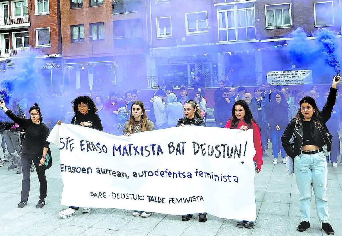 En libertad con medidas cautelares el detenido por quemar a su expareja en Deusto
