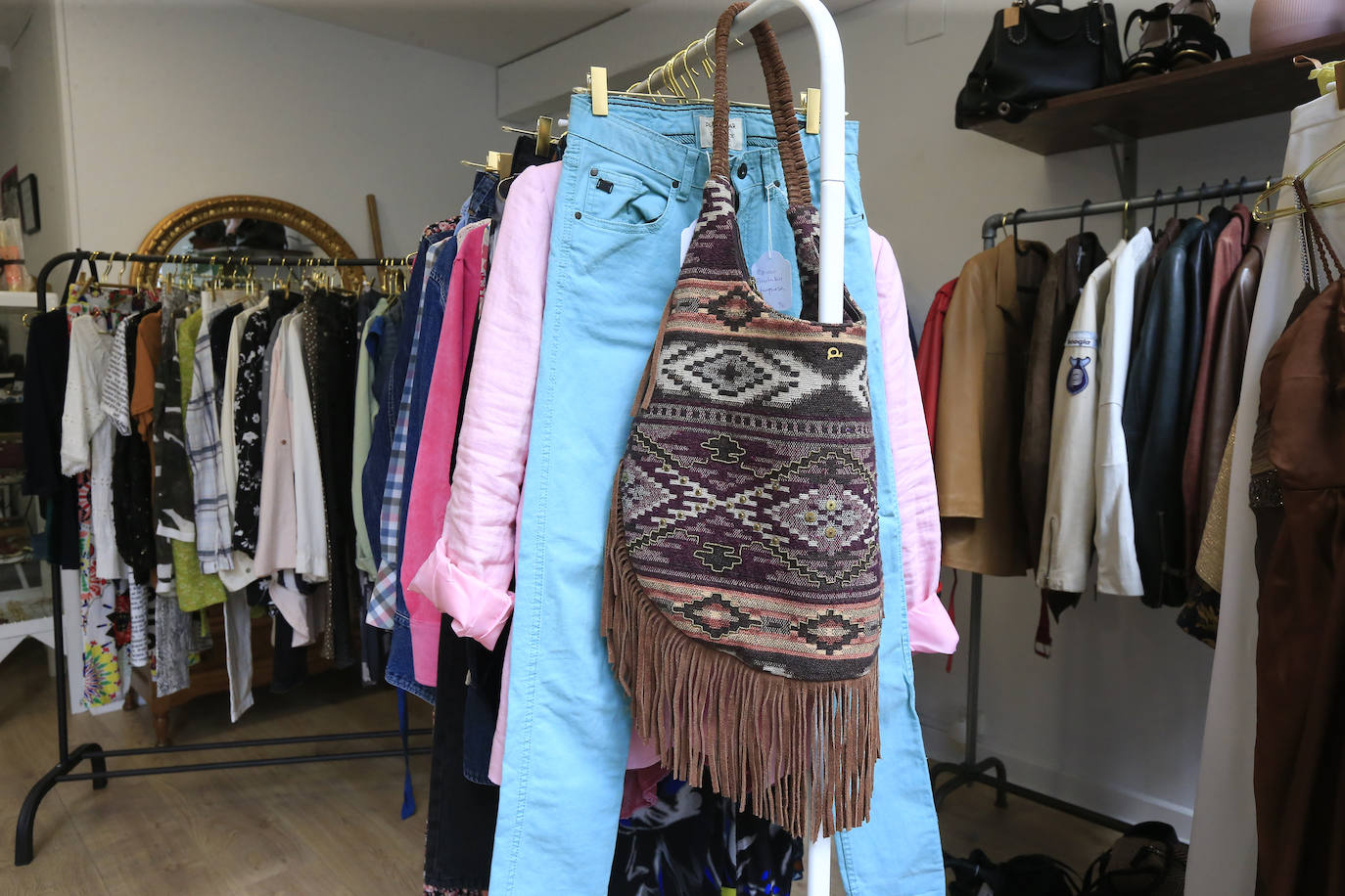 La tienda &#039;vintage&#039; de Getxo para comprar (y vender) prendas irresistibles