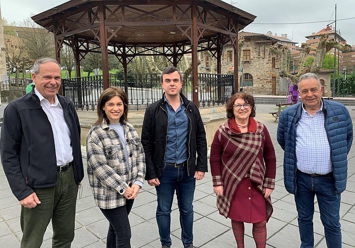 Agustin Aizpuru, Olaia Parra, Iñigo Hernando, Maite Arandia y José Luis Bernal.