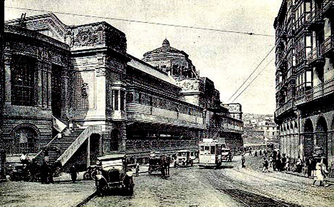 Foto antigua del mercado de la Ribera en una imagen del año 1932.