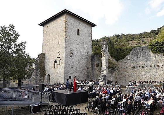 La Torre-Palacio de los Guevara durante un concierto de la Semana de la Música Antigua.
