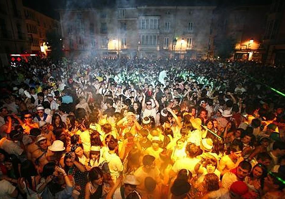 Las verbenas de la entidad se realizarán en la Plaza de España