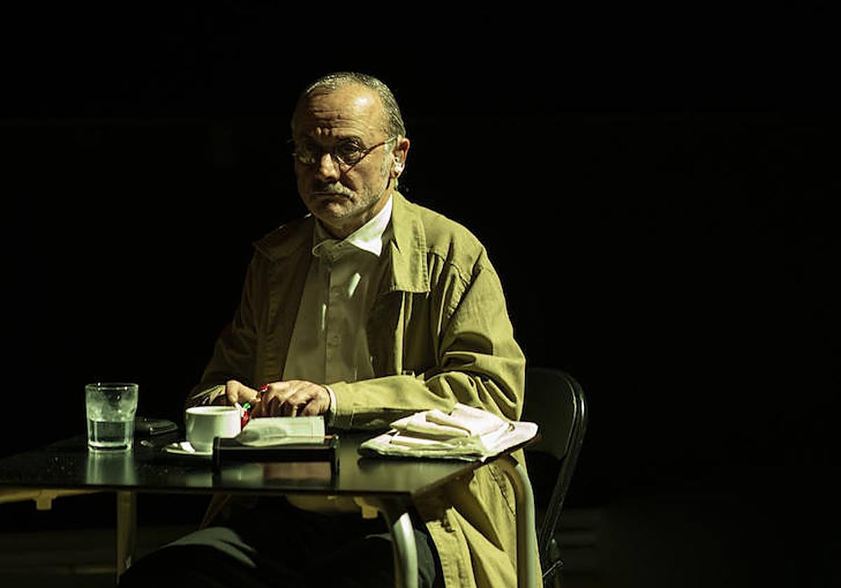 Torregrosa, en el papel del mesero Ignacio Jurado.