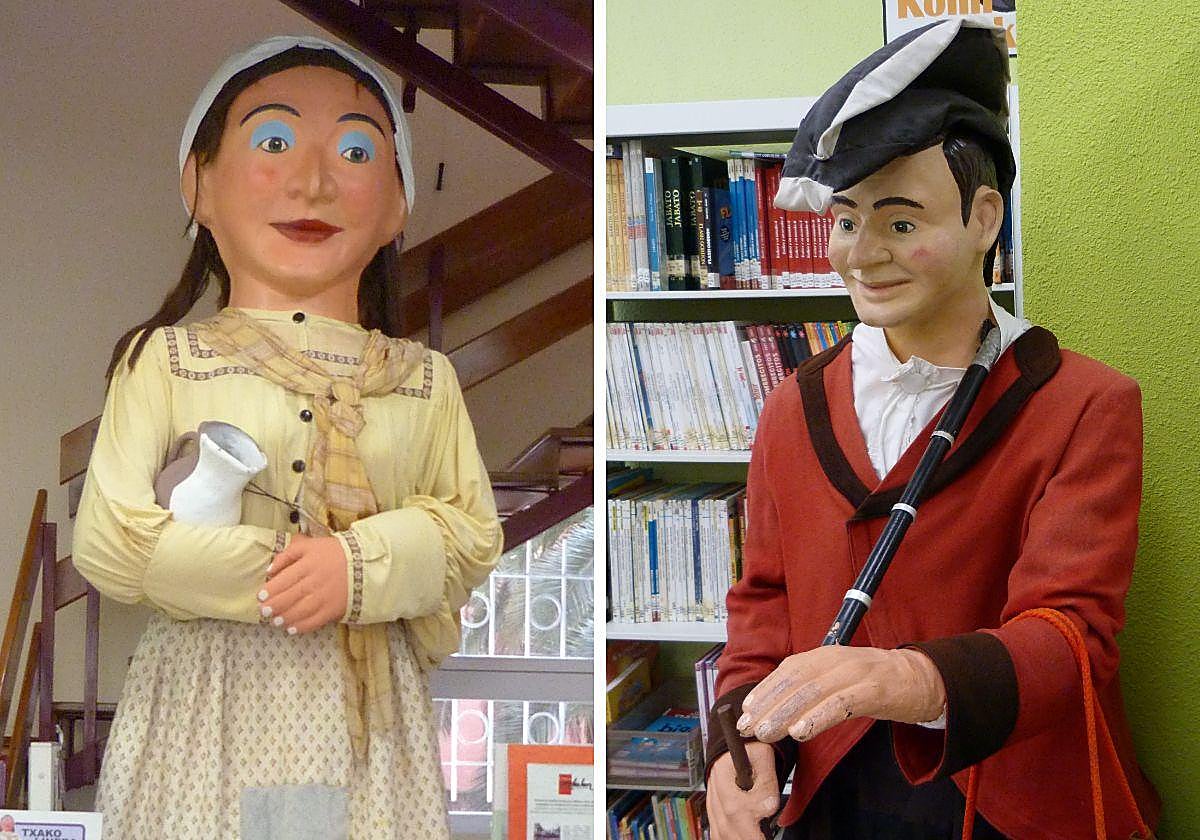 'Txakolinaria' eta 'Txistularia' erraldoiak.