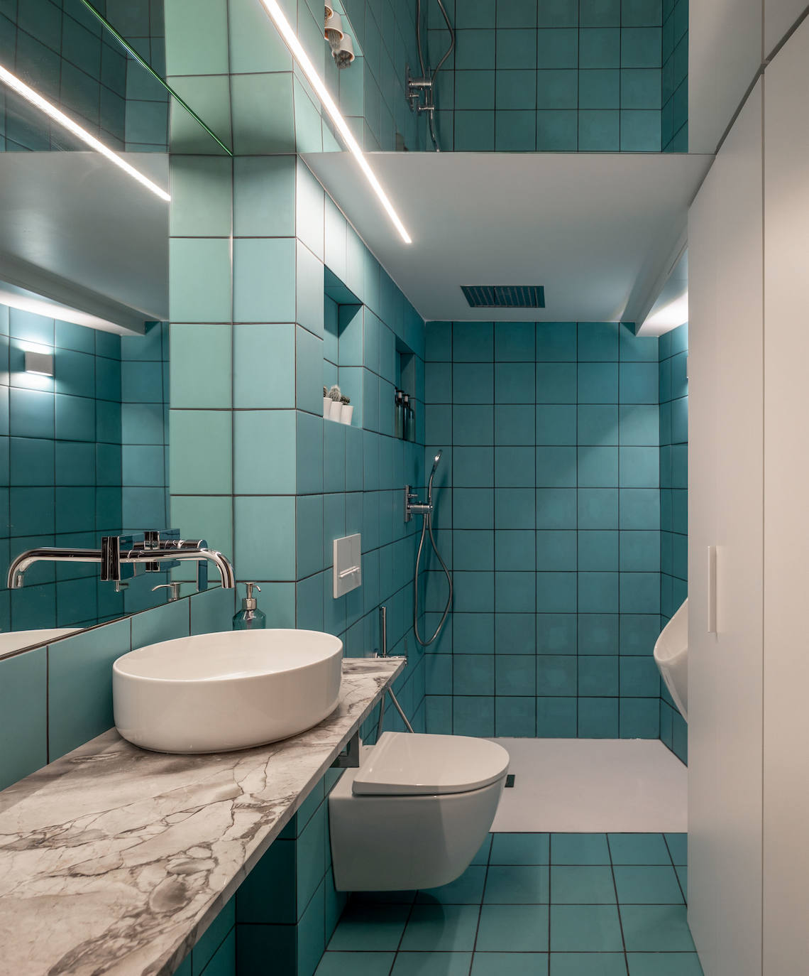 De despacho a piso de lujo: el hogar clásico (pero moderno) de un interiorista en Bilbao