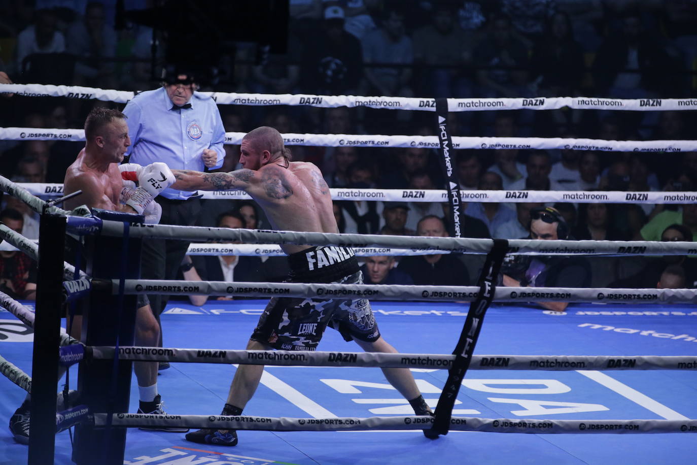 James Metcalf venció a Kerman Lejarraga a los puntos y se llevó el Continental superwelter de la WBA. Fue el 21 de mayo de 2022 en el Bilbao Arena. / Pedro Urresti