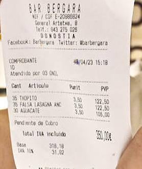 Imagen secundaria 2 - Los pintxos encargados y la factura sin pagar.