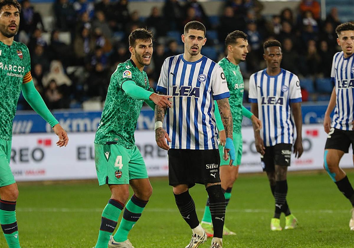 Duelo de la primera vuelta, en Mendizorroza.