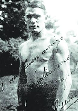 Imagen - Muñoz, Durante su época como boxeador entre 126 y 1931.