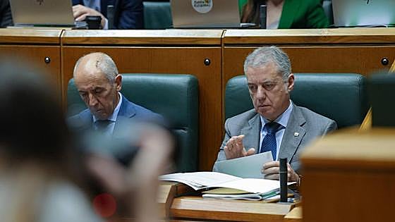 El Parlamento vasco zanja que «el terrorismo tuvo un efecto negativo en la economía»