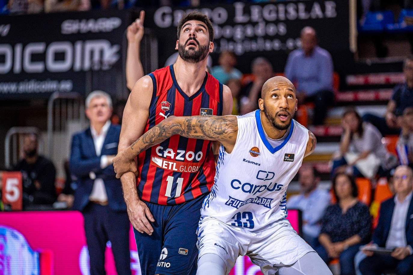 Howard y Dani Díez, los mejores de la noche