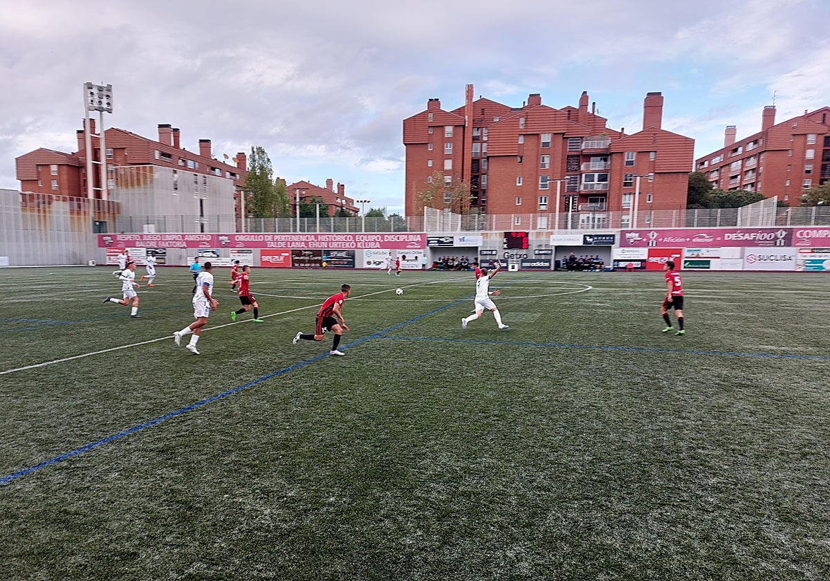 El Arenas ha tirado de voluntad ante un rival muy sólido que se ha llevado tres puntos.