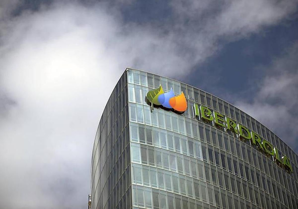Iberdrola dispara su beneficio, que aumenta un 40% en el primer trimestre