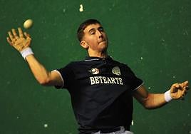 Rekalde logró su primera victoria en el torneo Biharko Izarrak de Mallabia.