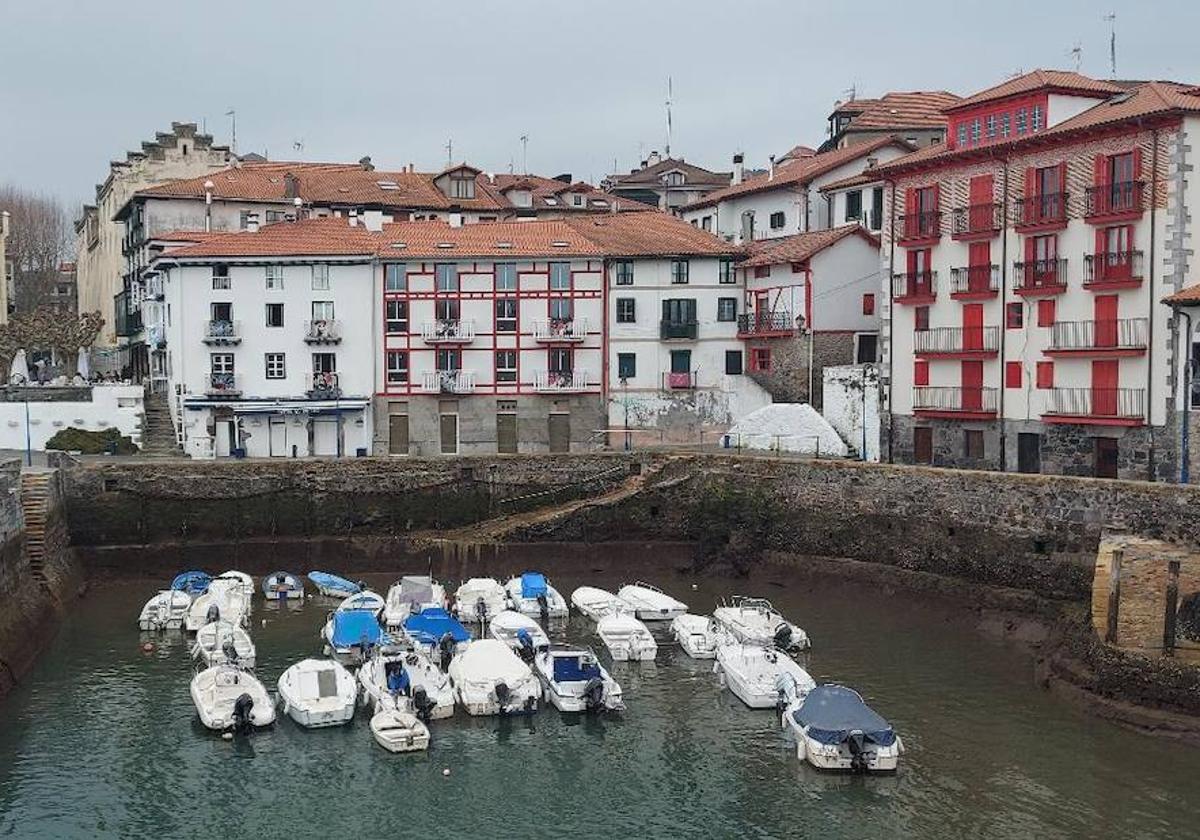 Mundaka cuenta con un total de 70 viviendas turísticas, en su mayoría localizadas en la parte vieja.