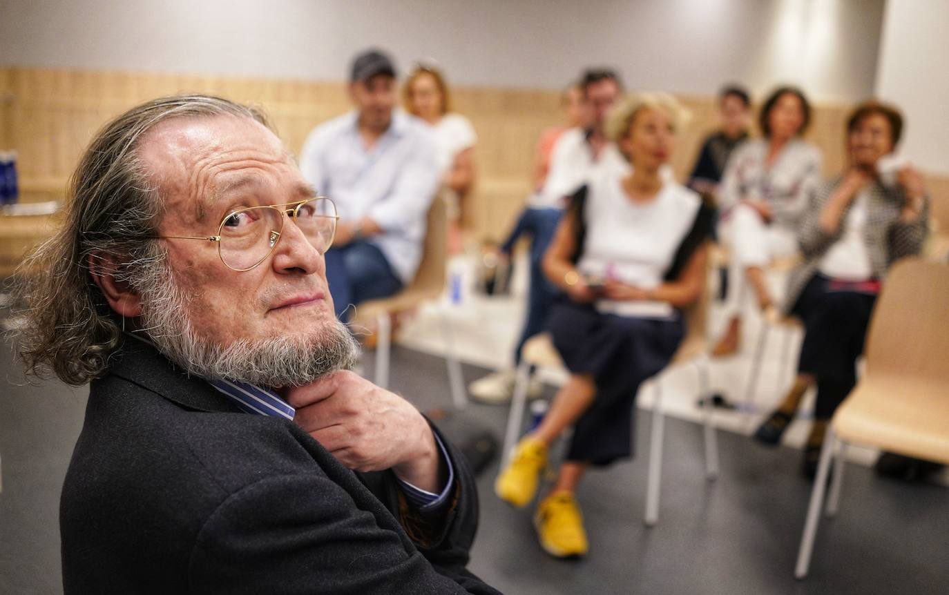 El economista Santiago 'Niño' Becerra.