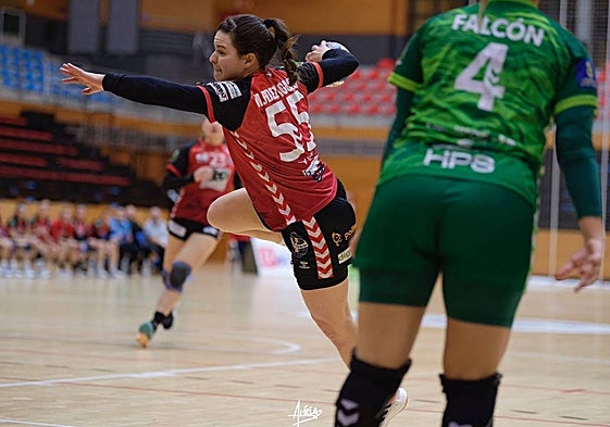 Mada Fernández-Agustí recalará en el Toulón de la primera división francesa este verano.