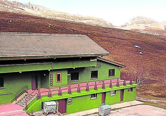 La concesión incluye la gestión del refugio de montaña y de 24 hectáreas de monte de utilidad pública.