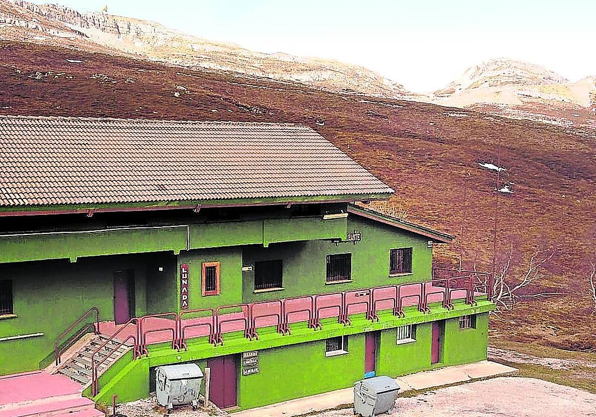 La concesión incluye la gestión del refugio de montaña y de 24 hectáreas de monte de utilidad pública.