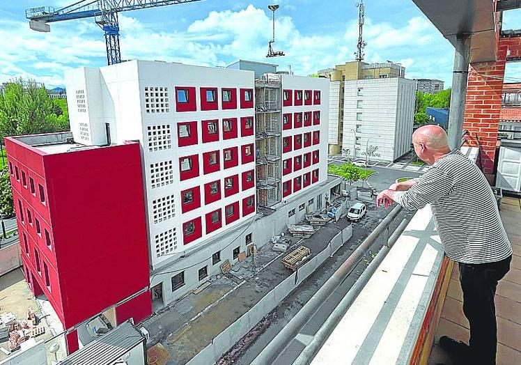 La obra del hotel de Txagorritxu está muy avanzada.