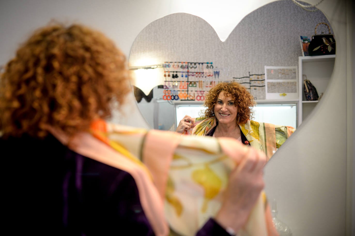 Los pañuelos XL que se llevan en Europa se hacen en Bolueta