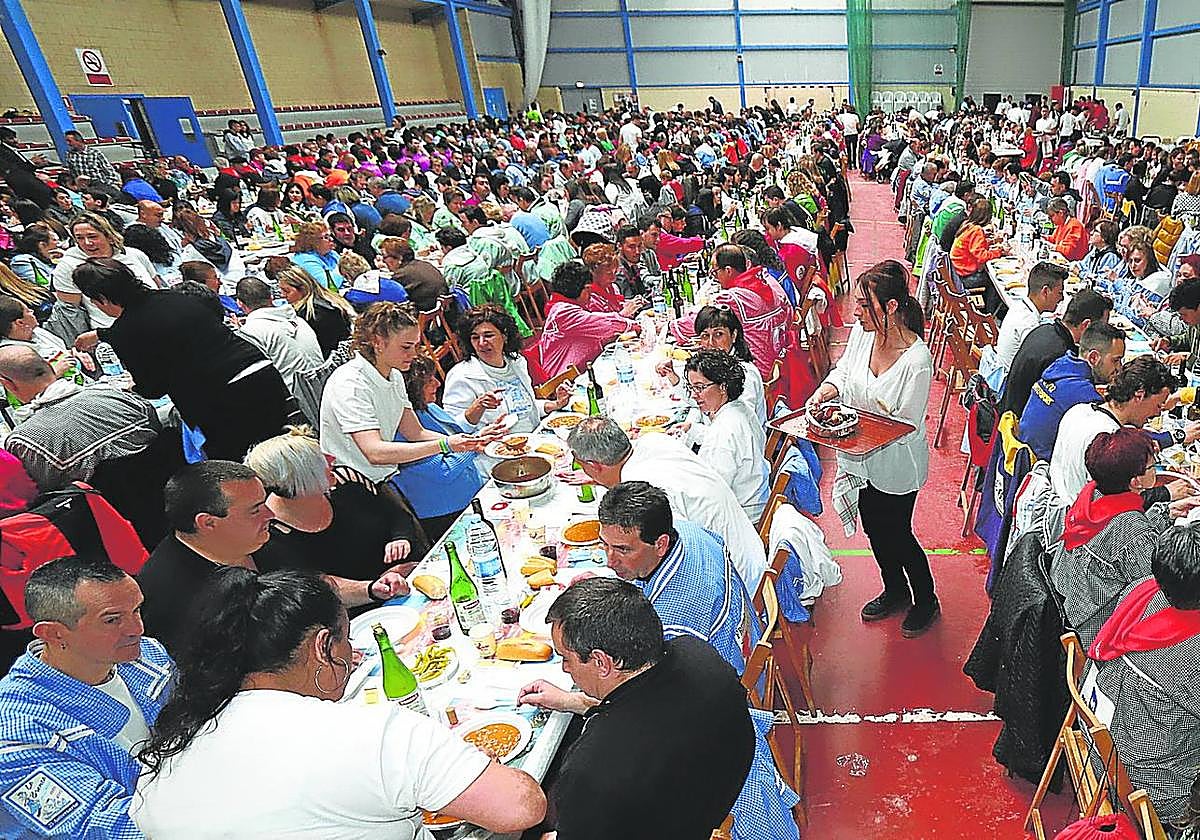 Lugar habitual para la celebración de la alubiada era el Pabellón del Ebro, pero este año ese espacio se ha tenido que descartar.