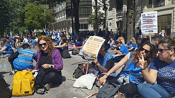 Las cuidadoras de cuatro asociaciones de diversidad funcional, de huelga para lograr la subida del IPC