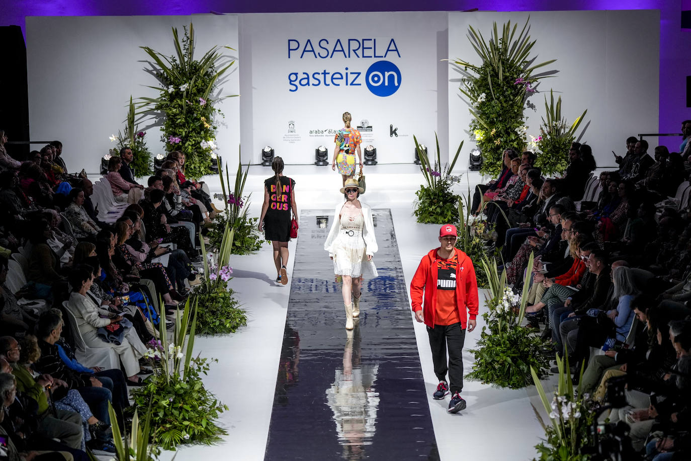 El comercio local muestra las tendencias del verano en la Pasarela Gasteiz On