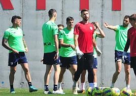 Sesión de entrenamiento del Athletic en Lezama.