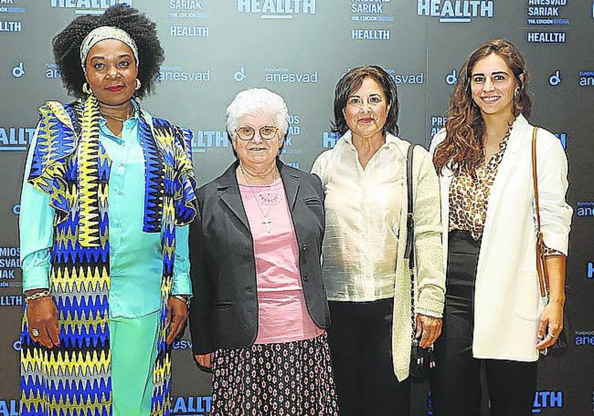 Jolie Mputela, Encarnación González, María Boente y María Estrella Giménez.