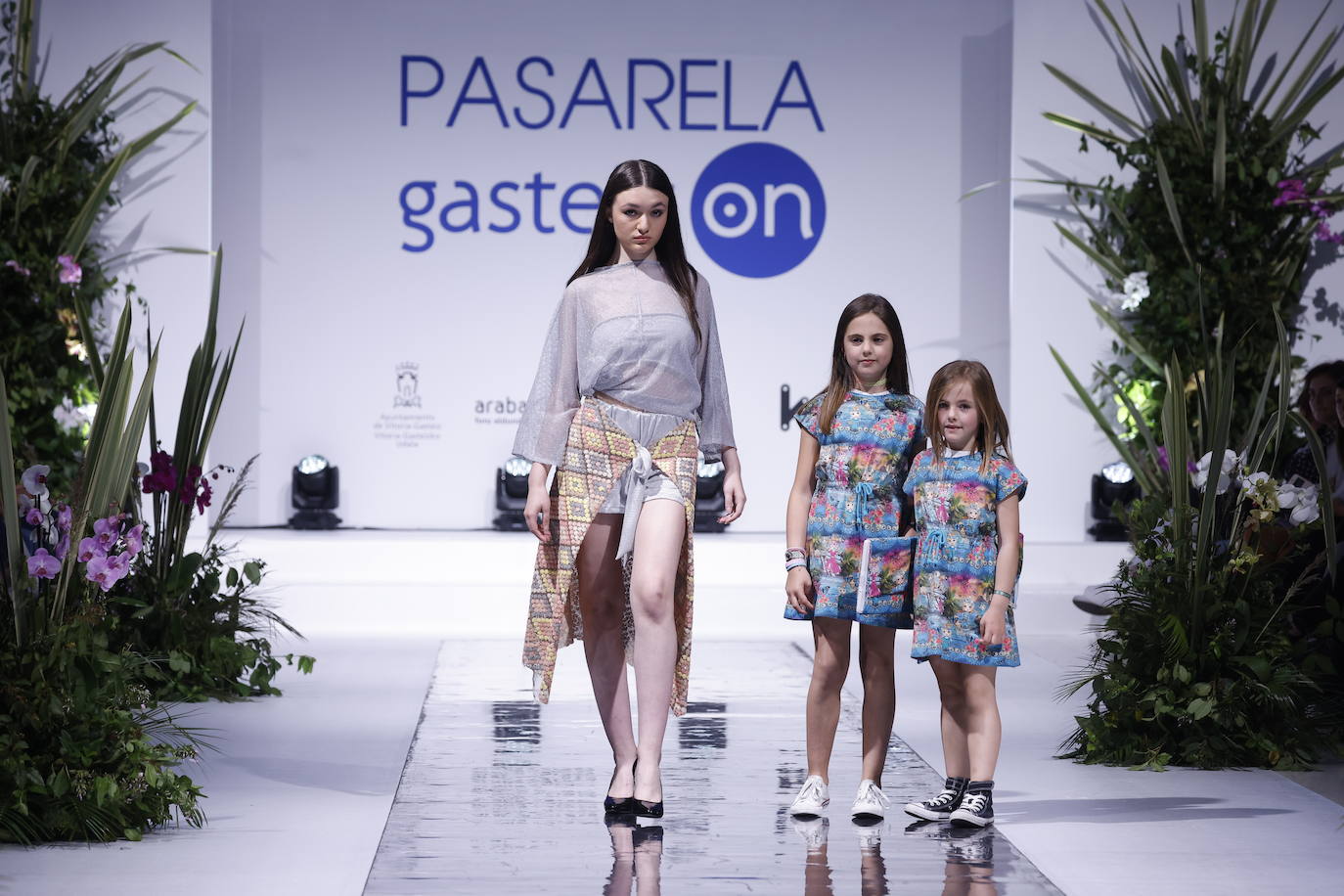 Del &#039;minimal&#039; a las plumas en la Pasarela Gasteiz On