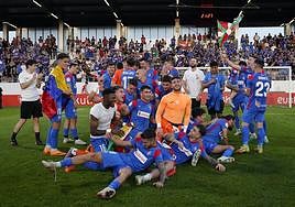 El Amorebieta consuma otra gesta y asciende a Segunda