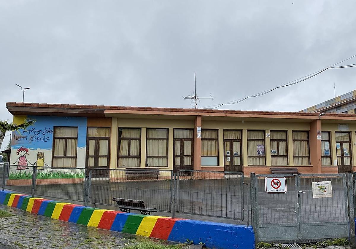 La antigua escuela de Atxondo se verá reformada