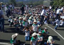 La última celebración de la fiesta de las escuelas pequeñas de la comarca tuvo lugar en Muxika, en 2029.