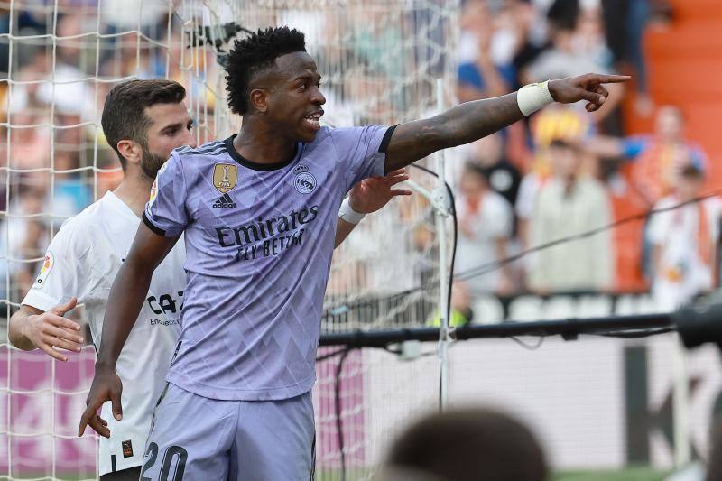 El Real Madrid denuncia los insultos racistas a Vinicius ante Fiscalía