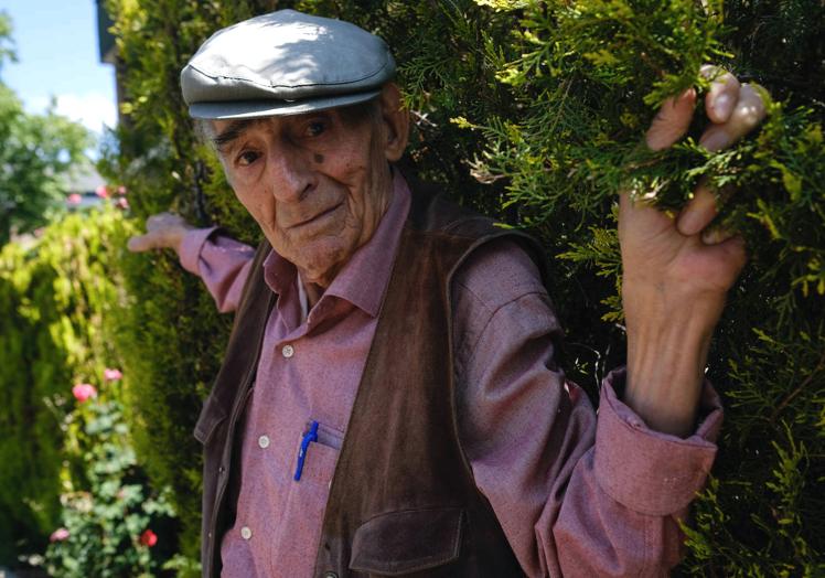 Saturnino García fotografiado en el hotel de Soto del Real (Madrid) en el que vive.