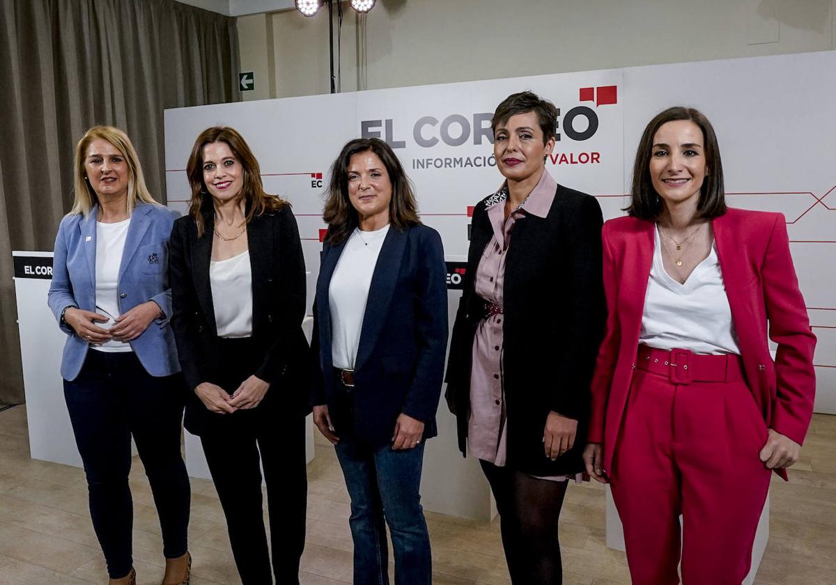 Las cinco candidatas a la Alcaldía de Vitoria en el debate de EL CORREO.