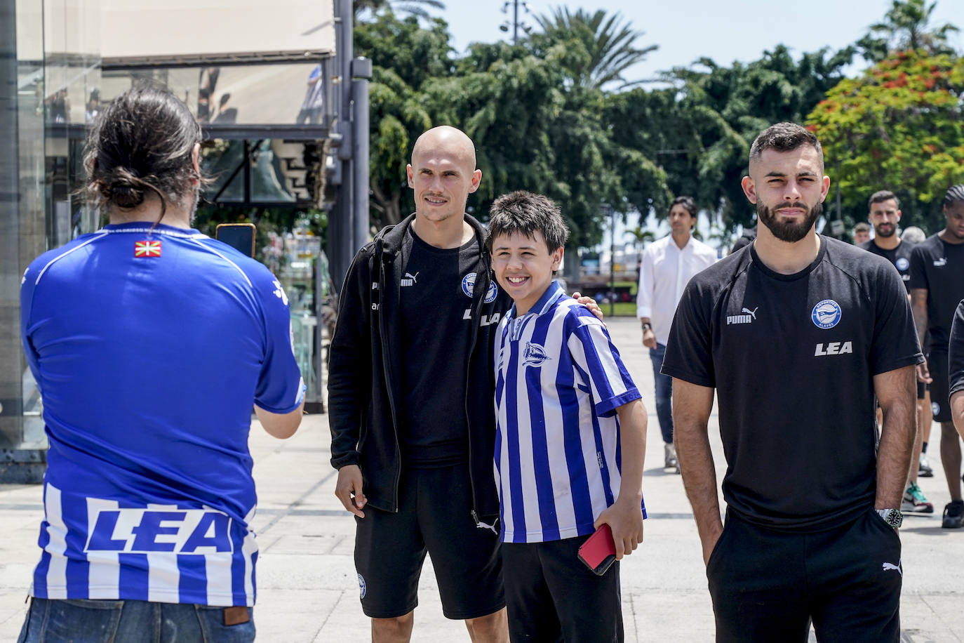 Los jugadores se dejan ver por las calles de Las Palmas