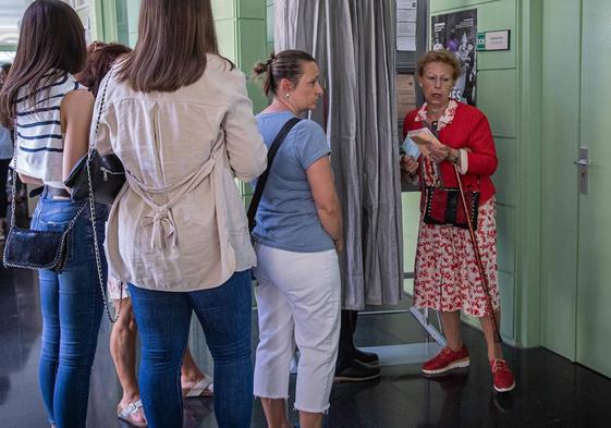 Coelgio electoral en Gernika.