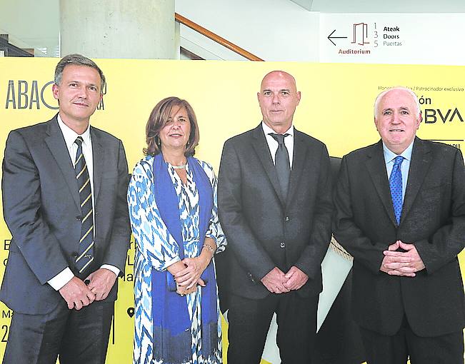 Alberto López de Aguileta, María Luisa Molina, Koldo Goitia y José María Guibert. 