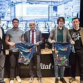 Sean Kelly, Marino Lejarreta o Joseba Beloki darán un ciclo de charlas en Vitoria por el Tour