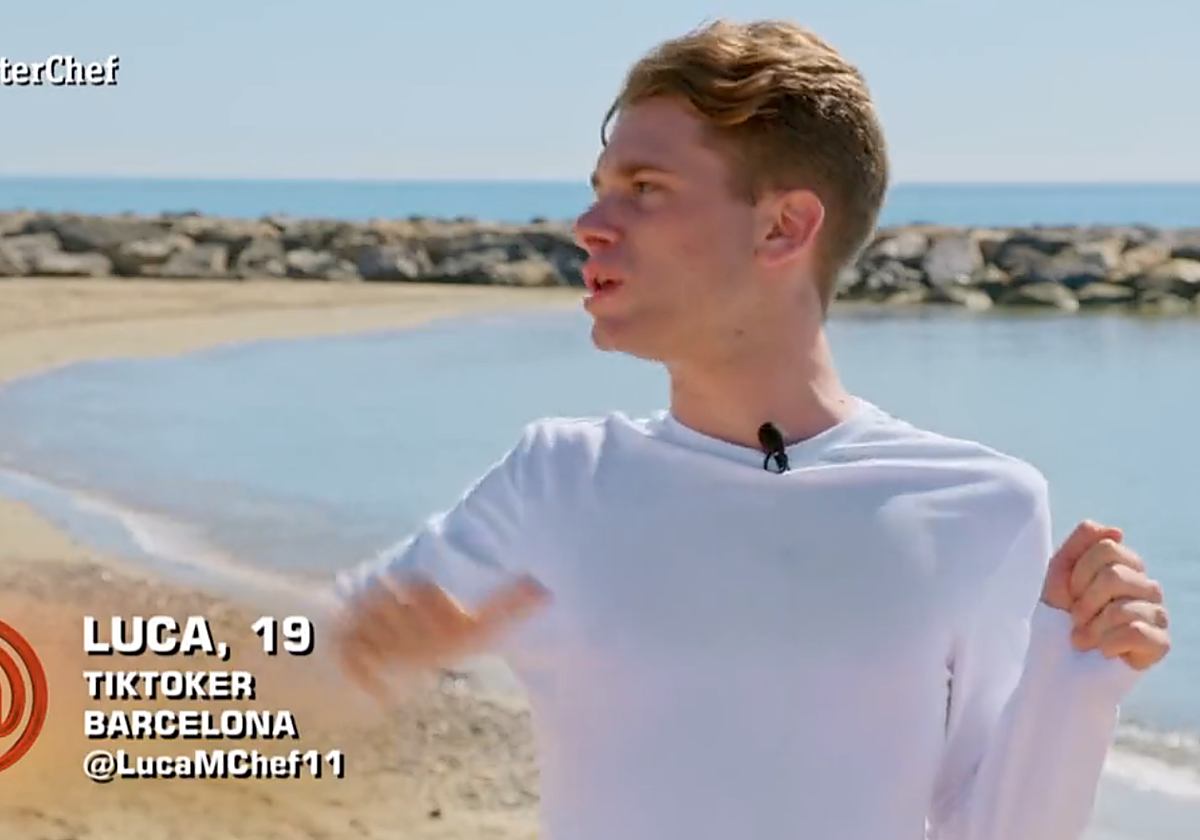 Luca, durante un momento del reality de cocina.